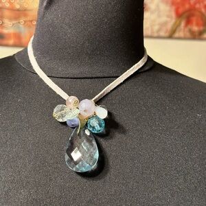WOMEN BEAUTIFUL NECKLACE